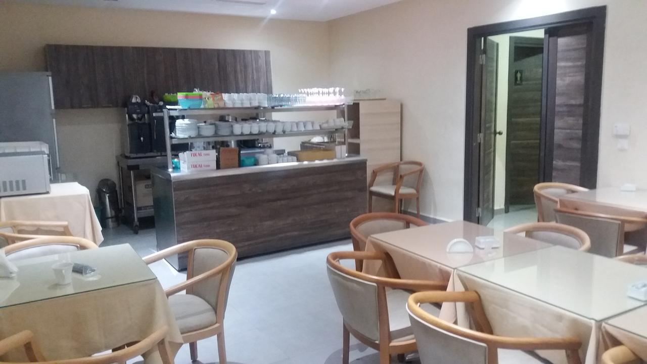Hotel Matous Τύνιδα Εξωτερικό φωτογραφία